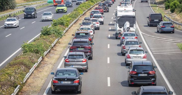 Teljes nyilvánosságot sürget az M6-os üzemeltetése kapcsán az MKIF