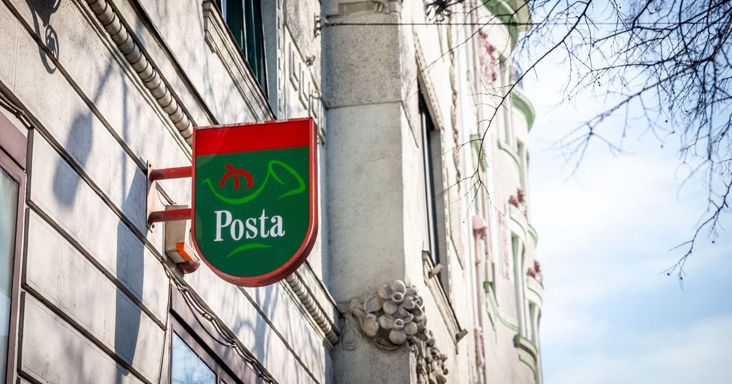 Csomagkáosz a Magyar Postánál: vannak gondok, de a legsúlyosabb állítást cáfolják – előre szóltak, hogy késhetnek