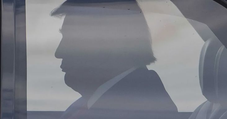 A gyártók ellenzik, de Trump most megengedné a kínaiaknak, hogy az USA-ban gyártsanak autót