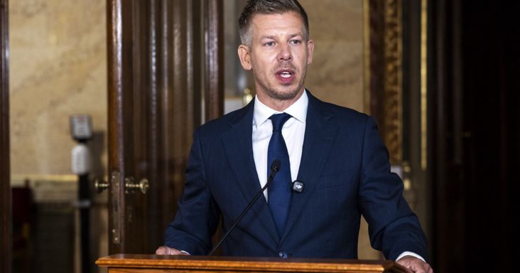 Magyar Péter reagált a 444 tényfeltáró cikkére: Teljes a bizalmam Radnai Márkban