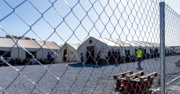 Stocker felszólalt a spanyol terv ellen: Nem szabad a migránsok illegális határátlépését legális státusszal jutalmazni