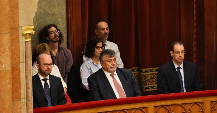 Döntöttek Ligeti Miklósról! Megszavazta a parlament az Alkotmánybíróság öt új tagját – mutatjuk a neveket