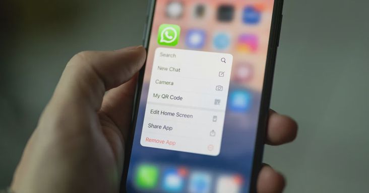 Fizetős lesz a WhatsApp szolgáltatása, ez sokaknak fájni fog