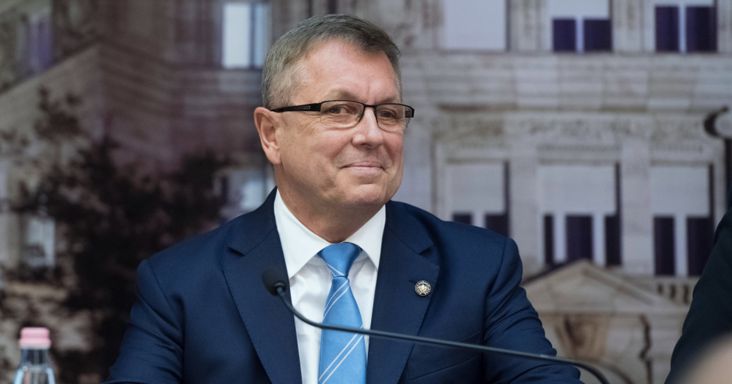 Kuncze Gábor: Matolcsyék elvitték a Magyar Nemzeti Bank nyereségét, de ki adott rá engedélyt?