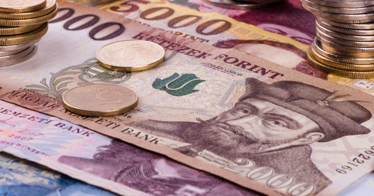 Újra nyomás alatt a forint, pillanatok alatt helyretették