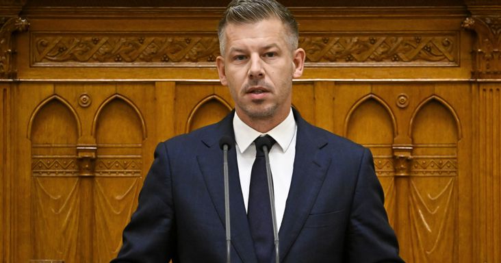 Tisza-kormány: ingyen pénzt kaphatnak a magyar családok