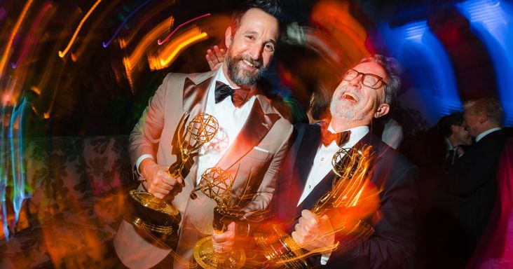 Így partizott Carter doktor: őrült buli volt az Emmy-gálán! Fotókon a legpikánsabb pillanatok