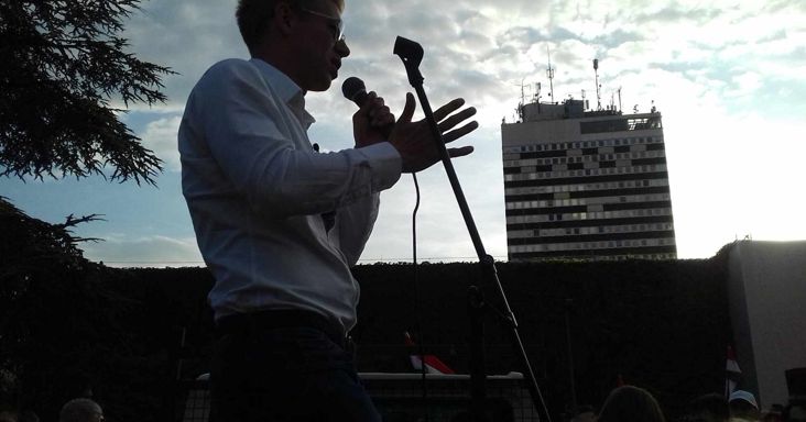 Kiderült, mikor kezdődik a miniszterelnöki országjárás