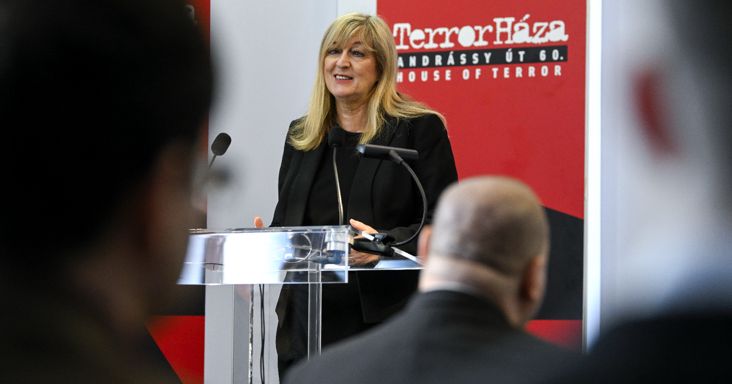 Emlékezetpolitikát alakított, de az emlékezetpolitika szemétdombján végezte Schmidt Mária
