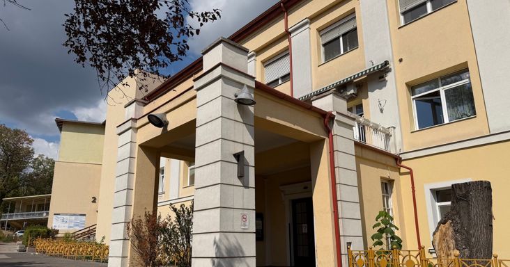 Házkutatást tartottak az Országos Onkológiai Intézetben: ezt vizsgálják – fotó a helyszínről