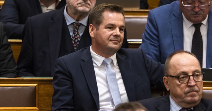 Mennyi hasznot hoz Németh Balázsék családi trafikcége?