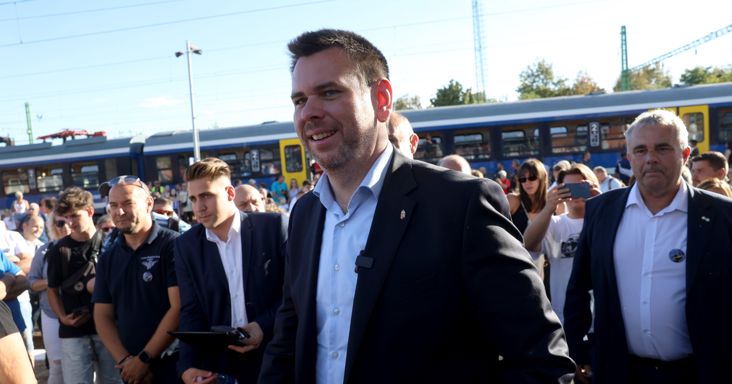 Vitézy Dávid dokumentumokkal bizonyítja a túlárazást