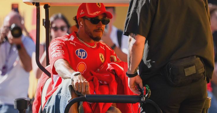 „Állítsd meg az autót!” – Hamilton hallani sem akart a Ferrari utasításáról