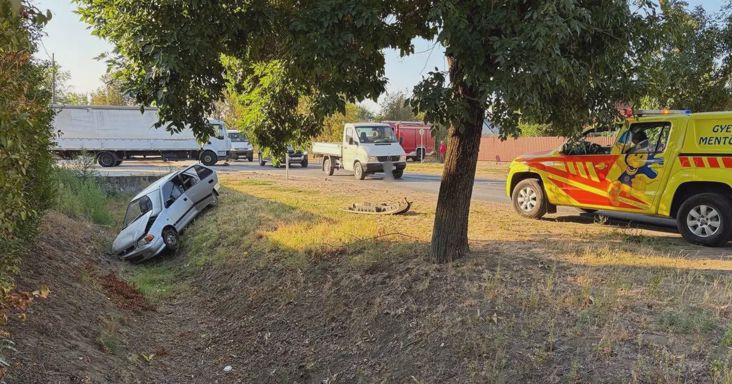 Kilenc hónapos csecsemő is érintett, súlyos baleset Debrecenben