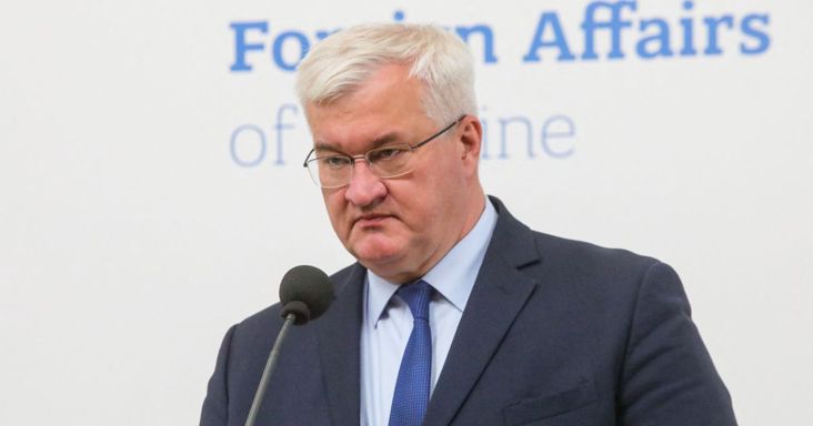 „Putyin erői közvetlenül az EU és a NATO ajtaján kopogtatnak”
