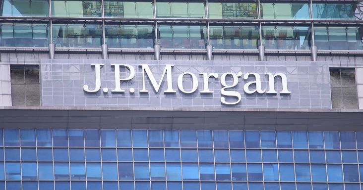 Megnyugtatta a bankrészvényeseket a JP Morgan: náluk erős növekedést hoz a harmadik negyedév