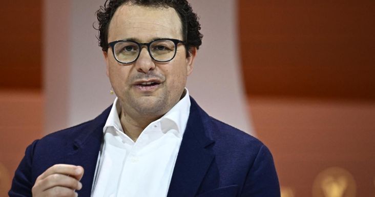 Átveheti az internet feletti hatalmat az AI akár 6-12 hónapon belül – véli az Anthropic vezére