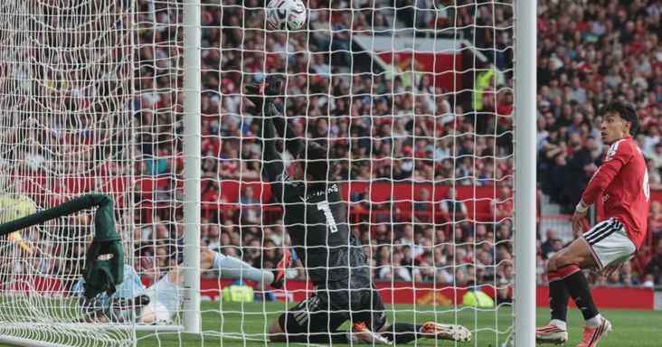 A pályán jó ítéletet hoztak, a VAR felülbírálta, emiatt bukta el a United a manchesteri rangadót