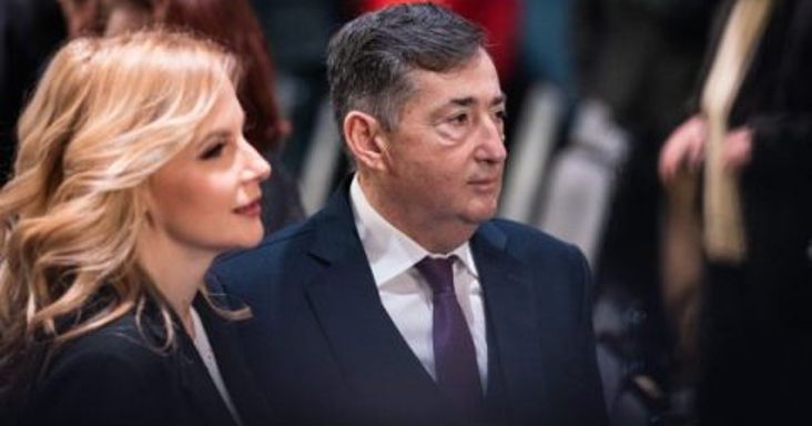 Lehúzta a rolót Kőszegen Mészáros Lőrinc szállodája