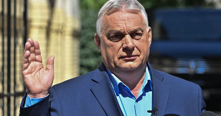Orbán Viktor visszatért, politikai harcot hirdetett