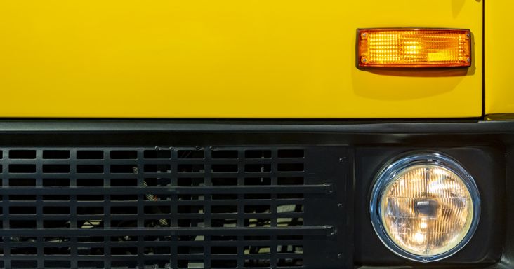 Lépett a rendőrség: nyolc embert gyanúsítanak a túlárazott buszbeszerzésekkel kapcsolatban
