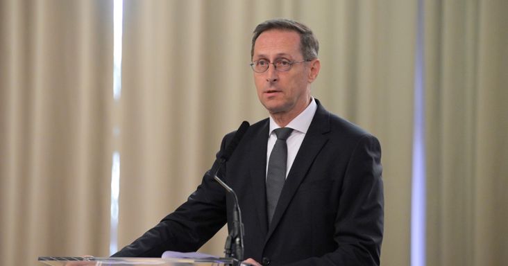 Történelmi lépésről beszélt Varga Mihály, elmondta, mi lesz az euró bevezetésével – A gazdasági növekedés miatt odaszúrt az előző vezetésnek