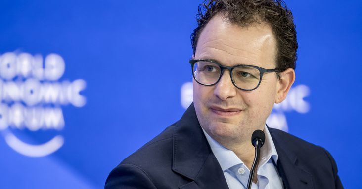 Soha nem látott egyetértés a legnagyobb amerikai AI-cégek vezetői között: le kell lassítani a fejlesztéseket, mert ez így túl veszélyes