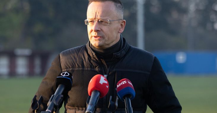 Szijjártó Péter személyes karrierdöntése, hogy a BYD-nál dolgozik tovább a kínai nagykövet szerint