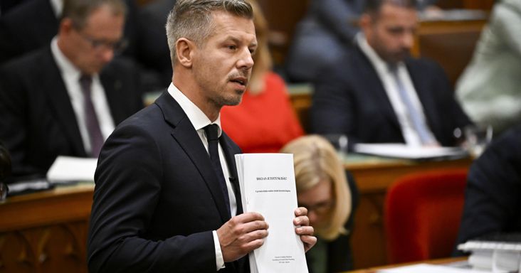 Tisza-kormány: előállítottak két NER-közeli üzletembert, büntetést kapott Lázár János, feljelentés Szijjártó ellen