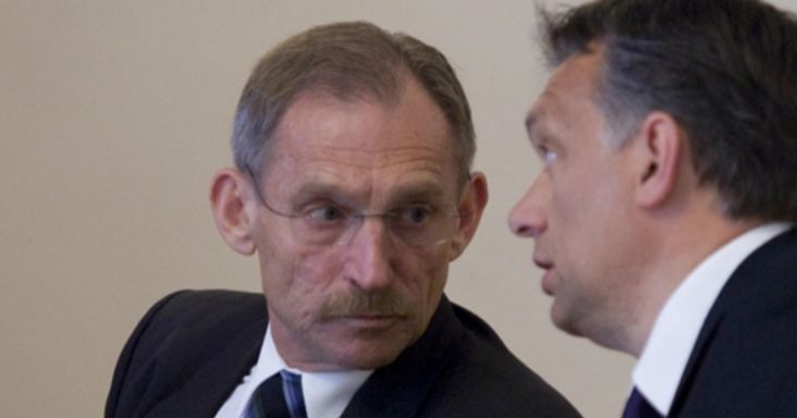Döbbenetes létszámhiányt és rengeteg gyanús szerződést hagyott maga után Pintér Sándor
