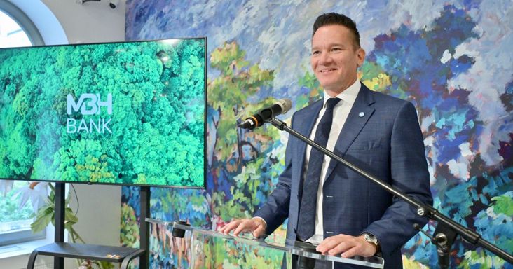 A természetbe fektet az MBH: erdőtelepítés és vízmegtartás a WWF-fel