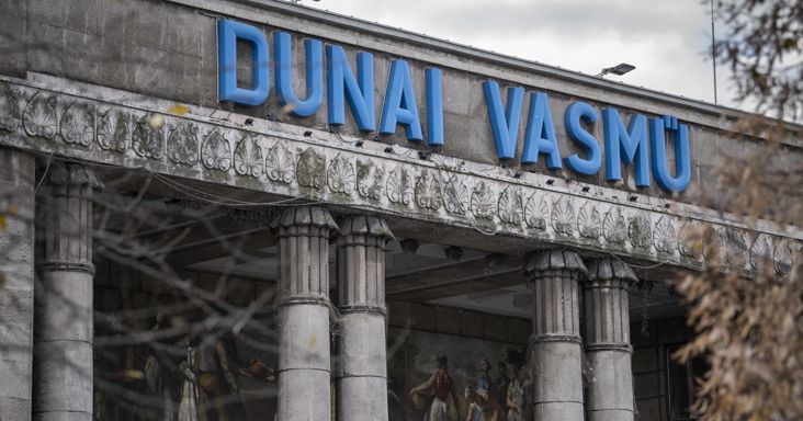 Kétszáz dolgozó bére maradt el a Dunai Vasmű két cégénél