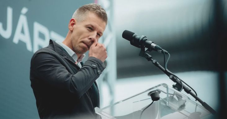 Jellinek Dániel előállítása után Magyar Péter ingatlanügye is előkerült