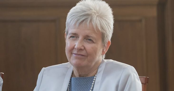 Lannert Judit szerint a közösségi média már a középosztály gyerekeit is lebutítja