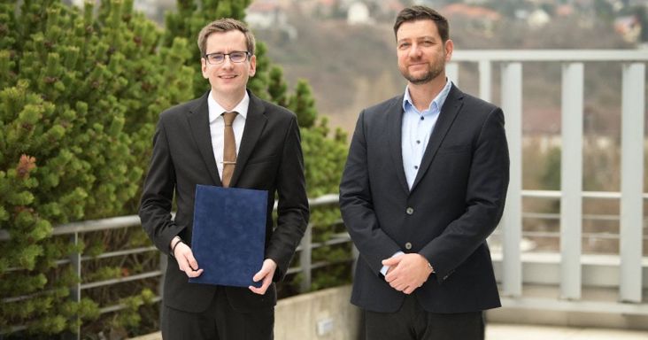 A hírhamisító Papp Dániel volt közmédiás beosztottja visszavonja pályázatát a Független Közmédia Testületbe