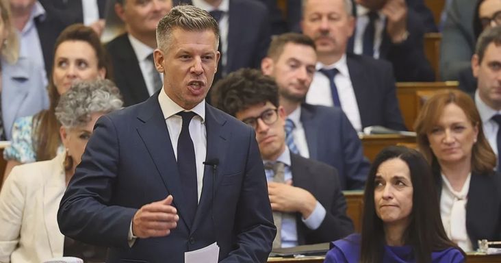 Magyar Péter beszédével és nagy horderejű döntésekkel indul a parlamenti ülésszak