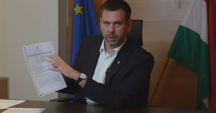 Vitézy minisztériumi papírokat mutatott arról, hogy Lázár János Mészáros Lőrinc koncessziós cégének adta volna az M6-os autópálya üzemeltetését