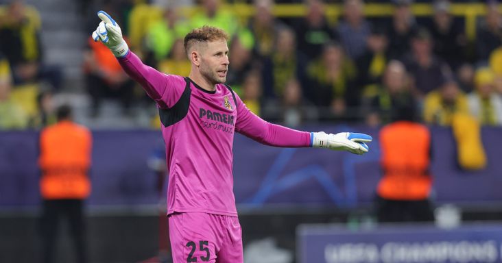 Máris első számú kapus lehet Gulácsi Péter a Villarrealnál: edzője magasztalja, míg posztriválisánál nincs rosszabb a ligában