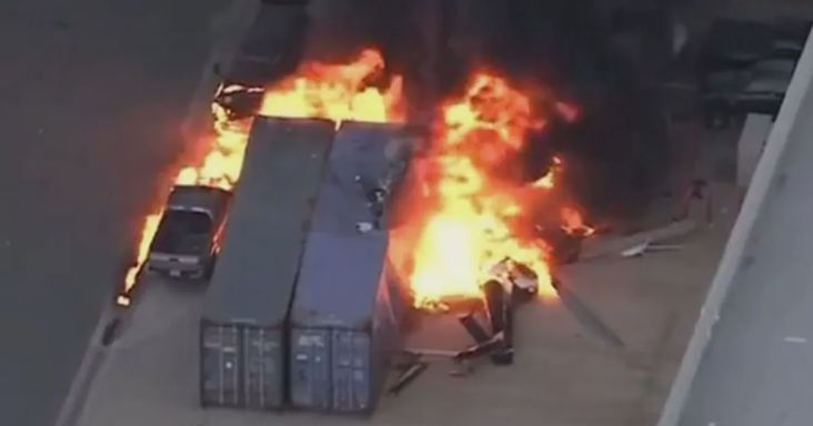 Híradós helikopter zuhant le, legalább hárman meghaltak + videó