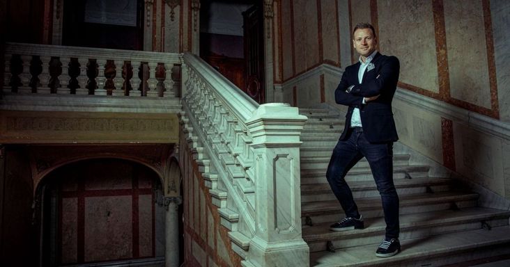 Rendkívüli bejelentés: új tulajdonos jelent meg az egyik legnagyobb magyarországi bankban – Tiborcz Istvánék az eladók, ők a vevők