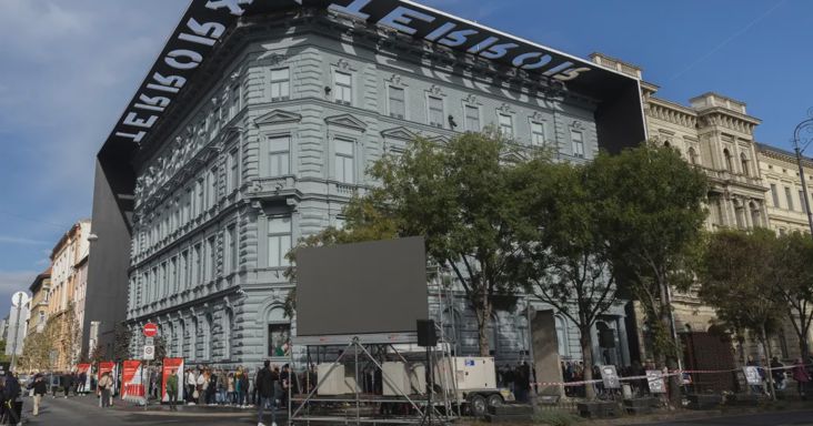 Tarr minisztériuma nem akarja ellehetetleníteni a Terror Házát, és felelős döntésnek tartják az átmeneti bezárást