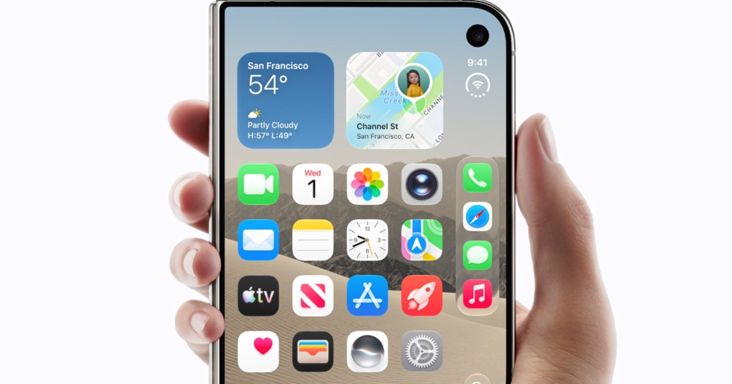 Itt az első összehajtható iPhone - Brutális az ára!