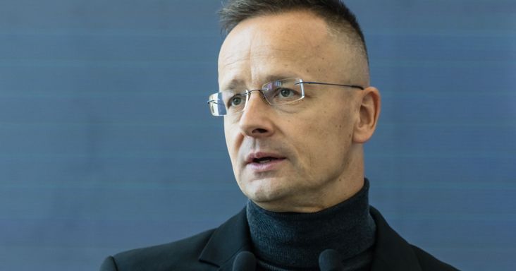 Szijjártó Péter jelenleg fontos tárgyalásokat bonyolít a Közel-Keleten