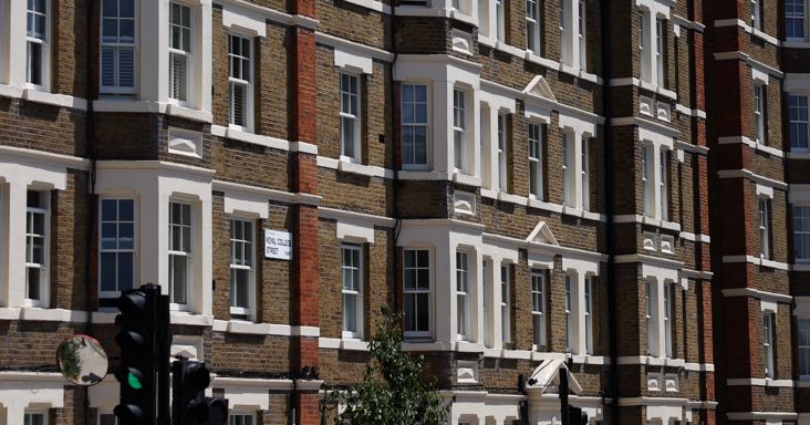 Nagy a baj Londonban: tömegével süllyednek meg a lakóházak a klímaváltozás miatt