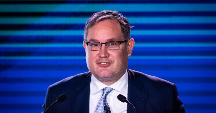 Nyelvvizsga nélkül küldték ki Szingapúrba diplomatának Nagy Márton titkárságvezetőjét