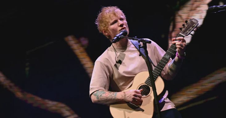 Ed Sheeran összes előzenekara kiállt Macklemore mellett, tiltakozásképpen ők is kiszálltak a brit zenész turnéjából