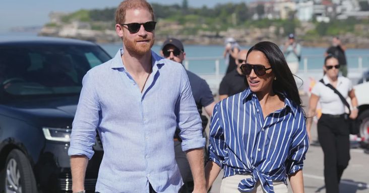 Elszabadult a pokol a királyi családban: Meghan Markle a tűzzel játszik, Károly egyetlen tollvonással mindentől megfoszthatja őket