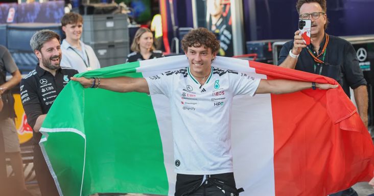 „Antonelli most beárazta Russellt” – új korszak kezdődhet az F1-ben