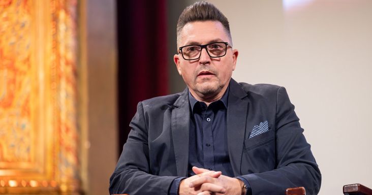 Itt van Ákos nagy bejelentése: hamarosan visszatér