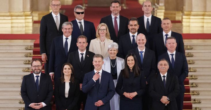 Nyílt levélben tiltakozik Schiffer András és más baloldaliak a kormány külpolitikája ellen